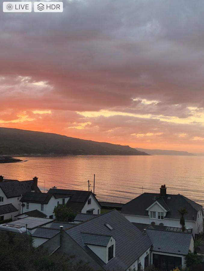 Ballygally Seaview Cottage Ларн Екстериор снимка