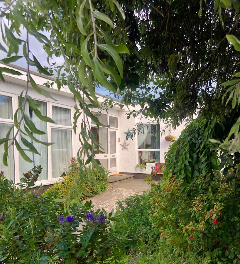 Ballygally Seaview Cottage Ларн Екстериор снимка