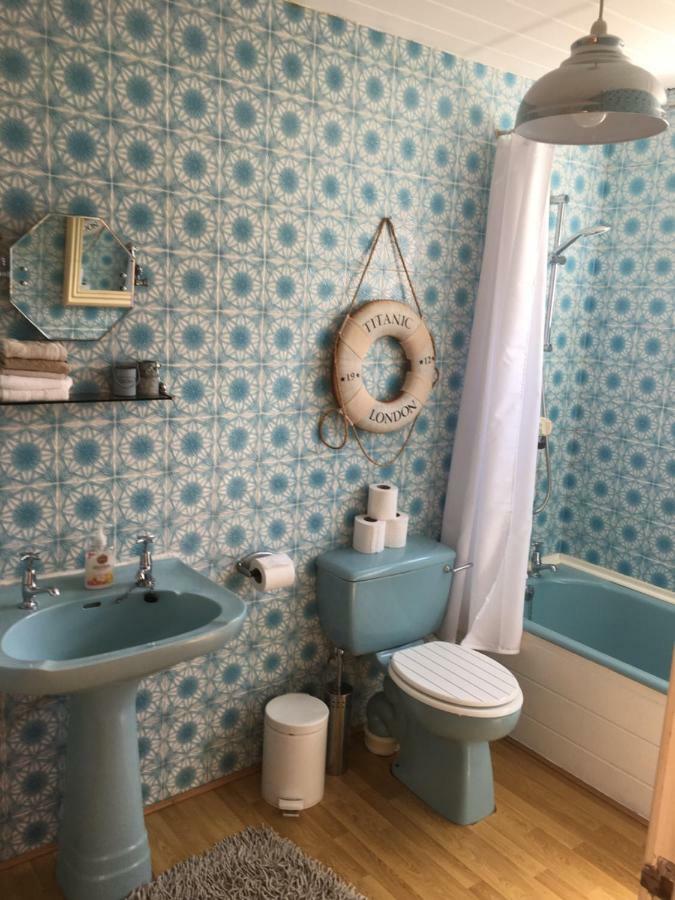 Ballygally Seaview Cottage Ларн Екстериор снимка