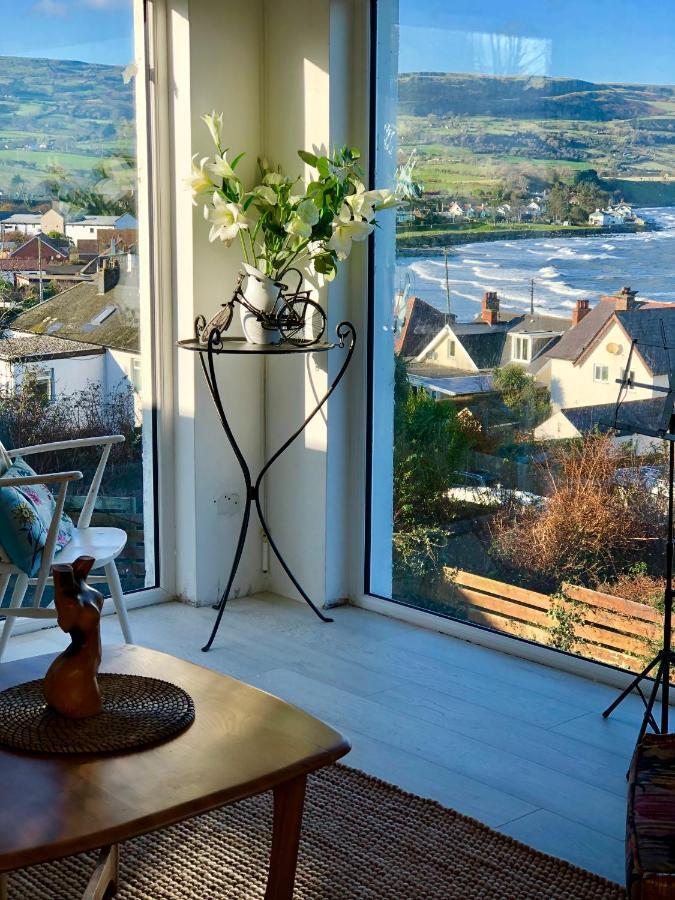 Ballygally Seaview Cottage Ларн Екстериор снимка
