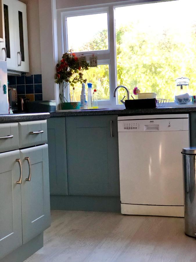 Ballygally Seaview Cottage Ларн Екстериор снимка
